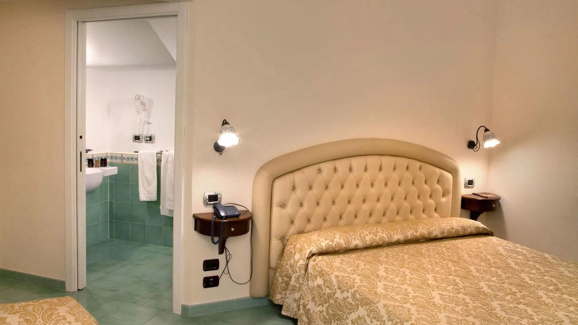 Hotel Albergo L'Antico Convitto Amalfi