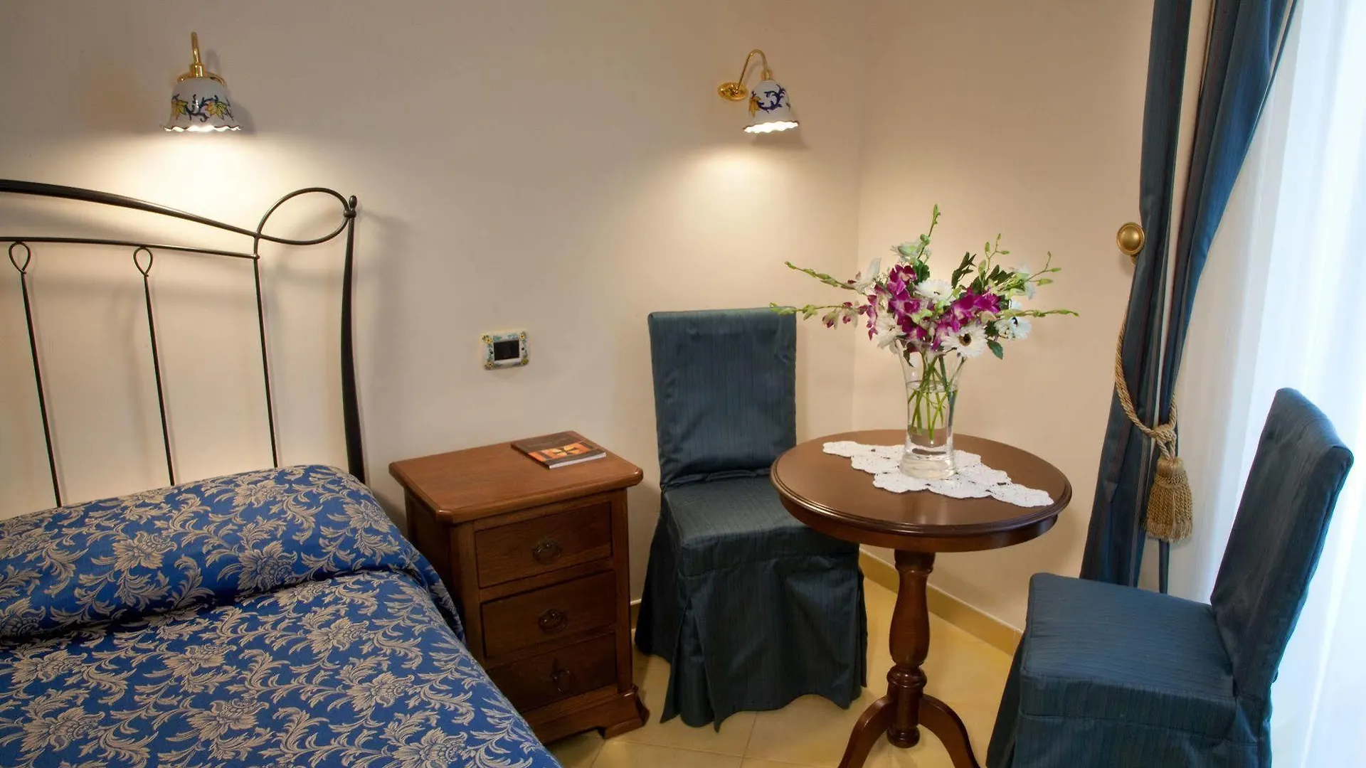 Albergo L'Antico Convitto Amalfi Hotel