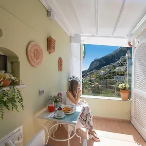 Lauro Dependance Guest house